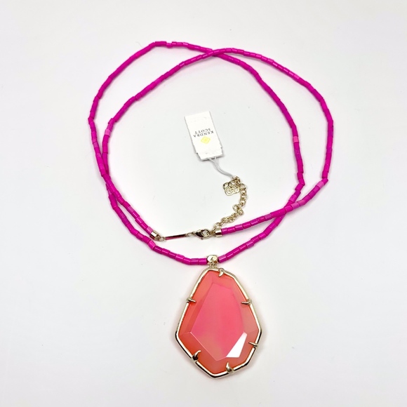 KENDRA SCOTT BEATRIX LONG PENDANT NECKLACE